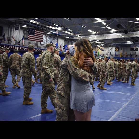 HI! I’m Hannah!! - Picture 4 of 6